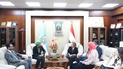 رئيس جامعة الأقصر  تستقبل...