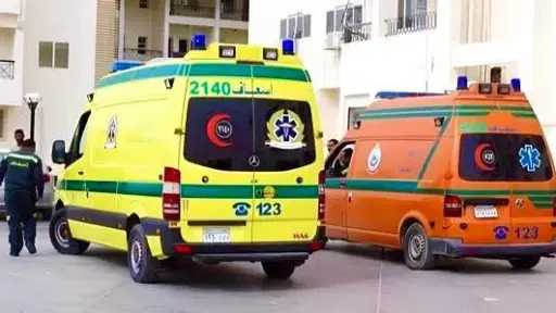 إصابة 3 أشخاص في حادث...