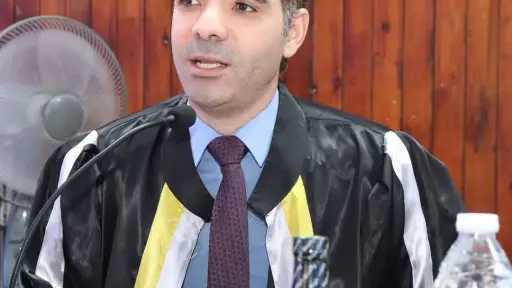 الدكتور محمد هندي يضيف جائزة...