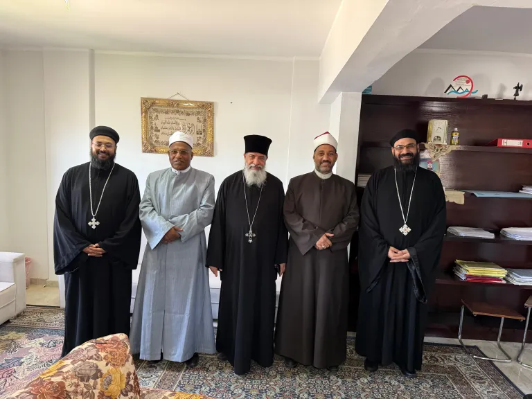وفد كنسي بالغردقة يزور وكيل أوقاف البحر الأحمر للتهنئة بعيد الأضحى