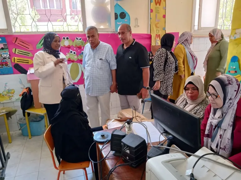 انتهي كنترول تصحيح الشهادة الإعدادية بالبحر الأحمر من أعمال التصحيح عملية التصحيح وفيما تتواصل أعمال المراجعة الدقيقة ورصد الدرجات وضم نتيجة التيرم الأول للتيرم الثاني تمهيدا لاعت