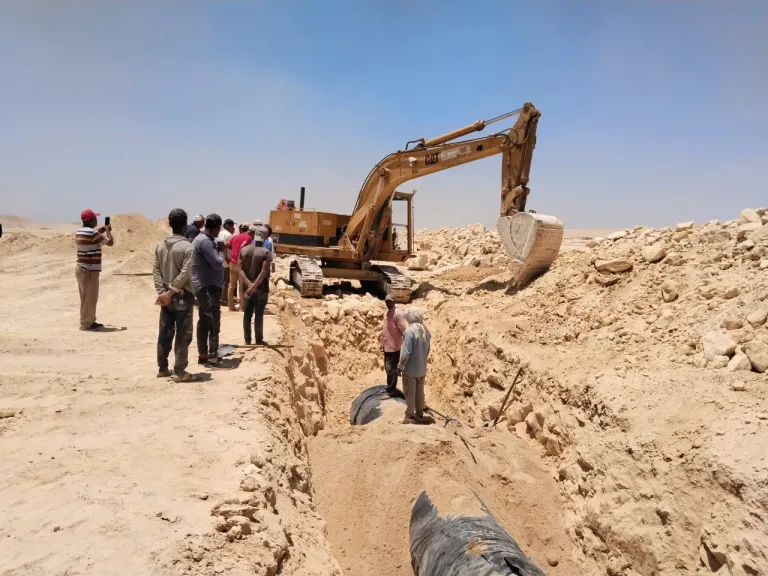 رئيس شركة مياه البحر الأحمر يتابع أعمال ازدواج خط مياه الكريمات لتحسين الخدمة وتقليل الأعطال