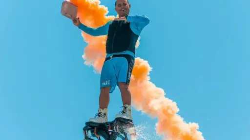 اليوم عزاء لاعب الفلاى بورد...