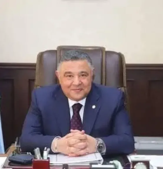 محافظ البحر الأحمر يعتمد تنسيق الثانوي العام والفني ب 220 درجة للبترول و200 للطاقة الشمسية و190 للإلكترونيات و180 للتبريد